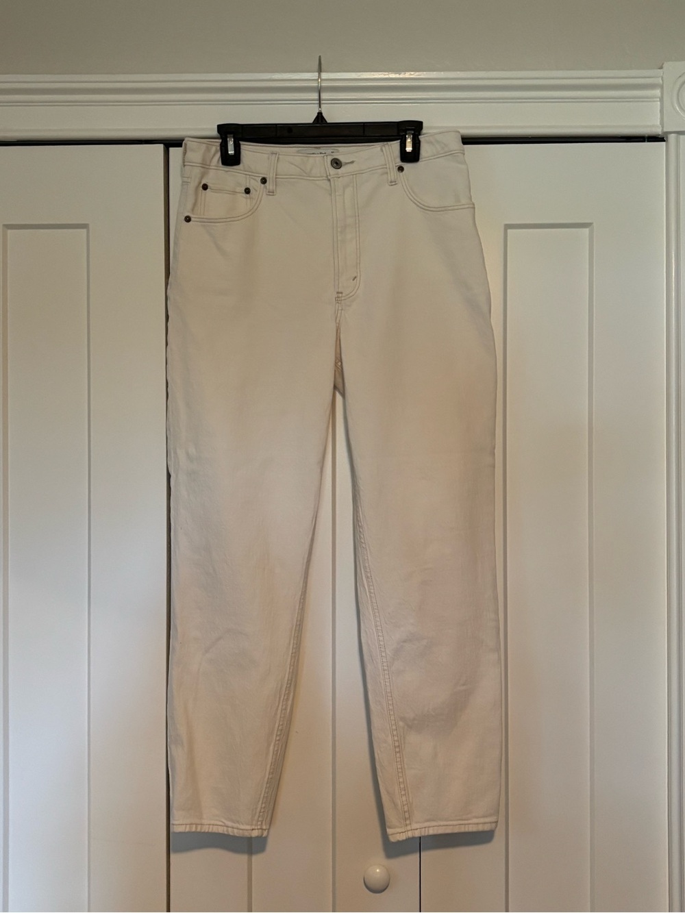 Abercrombie & Fitch Curve Love Cream High Rise 'The Mom' Jeans Long